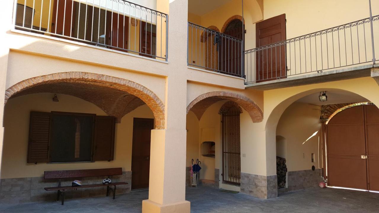 La Taverna Di Tony Bed and Breakfast Montalto Dora Exterior foto